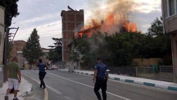 Çiftlikönü semtindeki yangın çevreye sıçramadan kontrol altına alındı…
