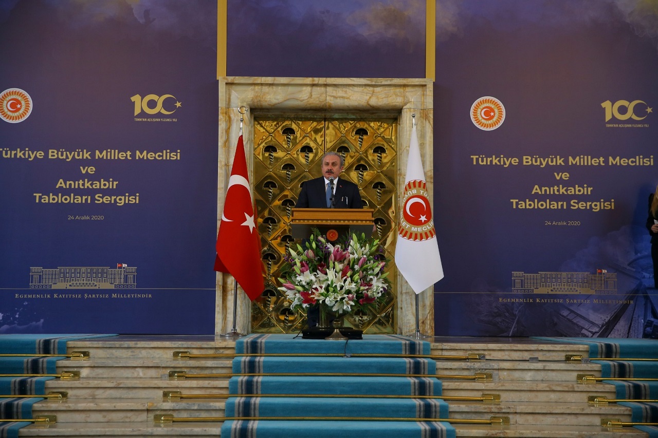 “TBMM VE ANITKABİR TABLOLARI SERGİSİ”Nİ AÇTI