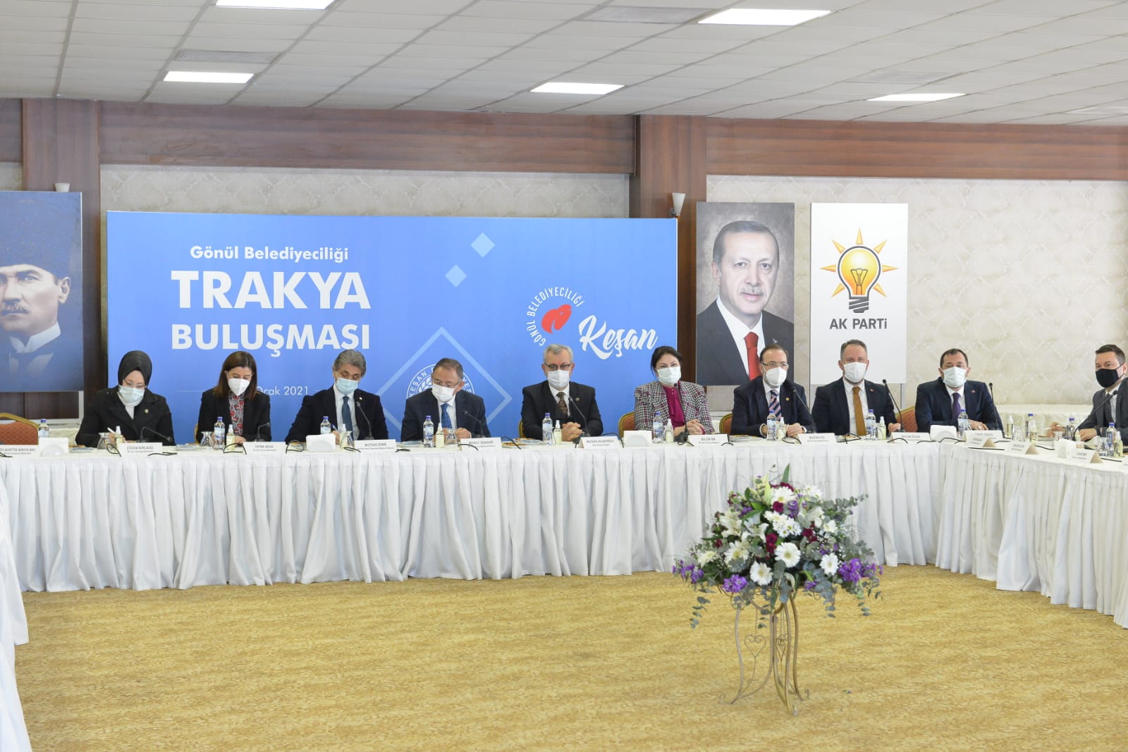GÖNÜL BELEDİYECİLİĞİ TRAKYA BULUŞMASI KEŞAN’DA GERÇEKLEŞTİRİLDİ