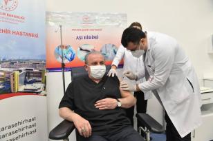 MECLİS BAŞKANI MUSTAFA ŞENTOP COVID-19 AŞISI OLDU