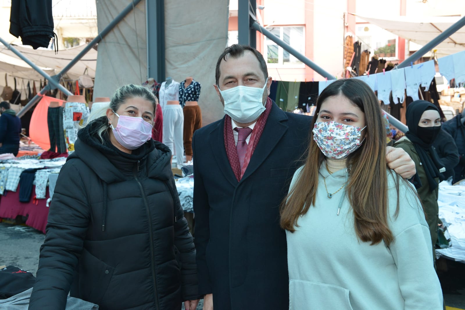 BAŞKAN YÜKSEL KAPALI PAZARYERİNİ ZİYARETTE BULUNDU