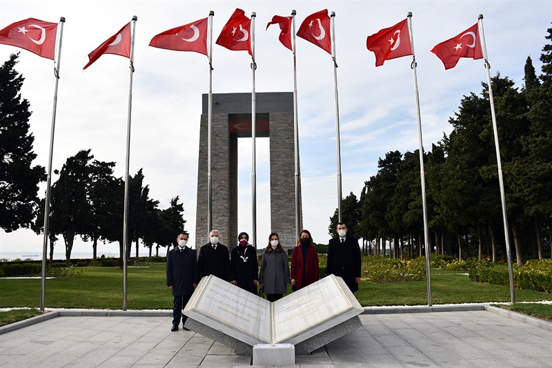 VALİ YILDIRIM 57. ALAY ŞEHİTLİĞİ’Nİ ZİYARET ETTİ