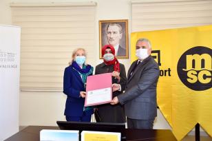 TABLET TESLİM TÖRENİ GERÇEKLEŞTİRİLDİ