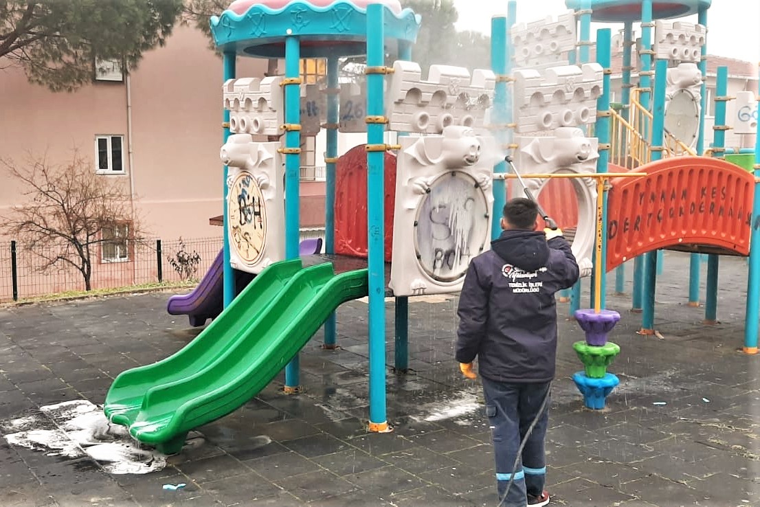 DEZENFEKSİYON ÇALIŞMALARI HIZ KESMİYOR