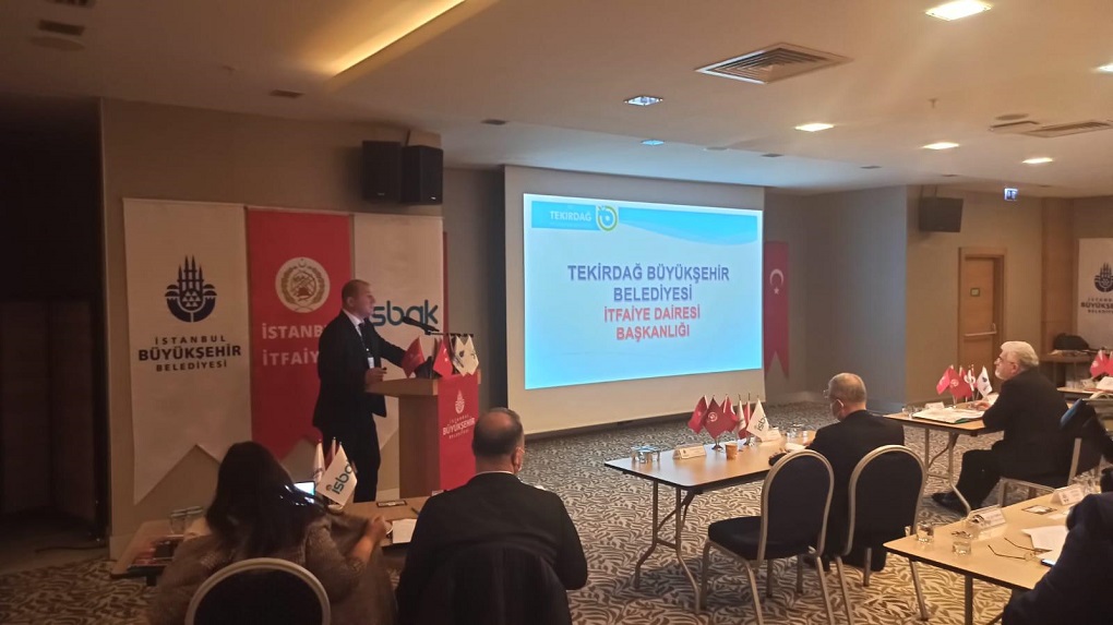 İTFAİYE DAİRELERİ DEĞERLENDİRME TOPLANTISI GERÇEKLEŞTİRİLDİ