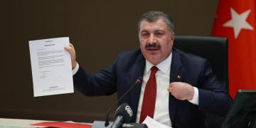 “AŞI PROGRAMI ADALETLE VE ŞEFFAF ŞEKİLDE YÜRÜTÜLMEKTEDİR”