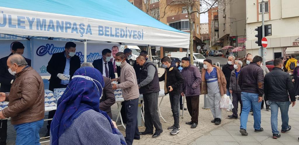 SÜLEYMANPAŞA BELEDİYESİ’NDEN VATANDAŞLARA KANDİL SİMİDİ İKRAMI