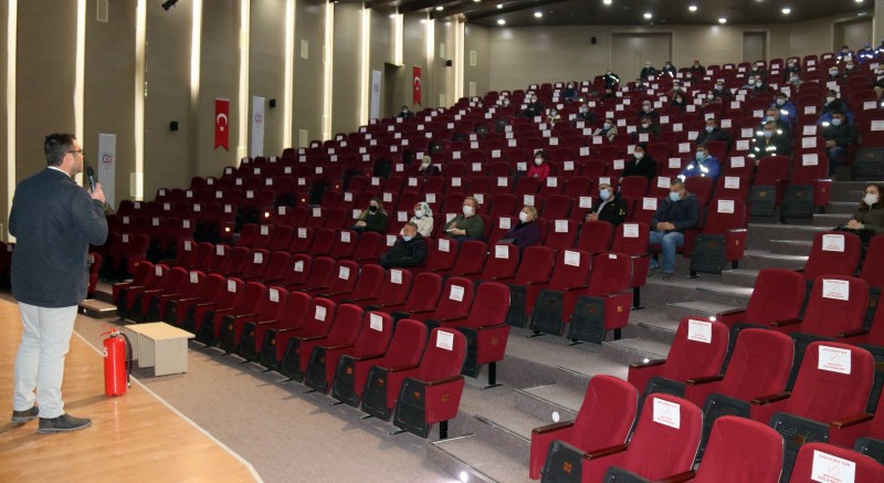 BELEDİYE PERSONELİNE AFET EĞİTİMİ VERİLDİ