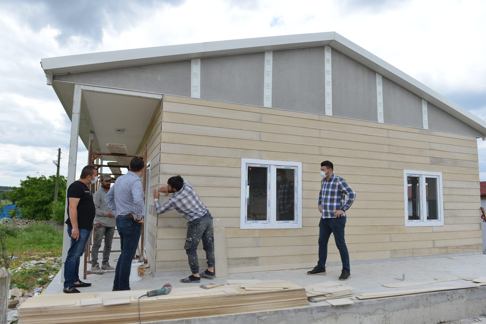 Dört kırsal mahalleye konukevi inşa ediliyor…