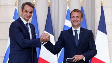 Macron yine saçmaladı…