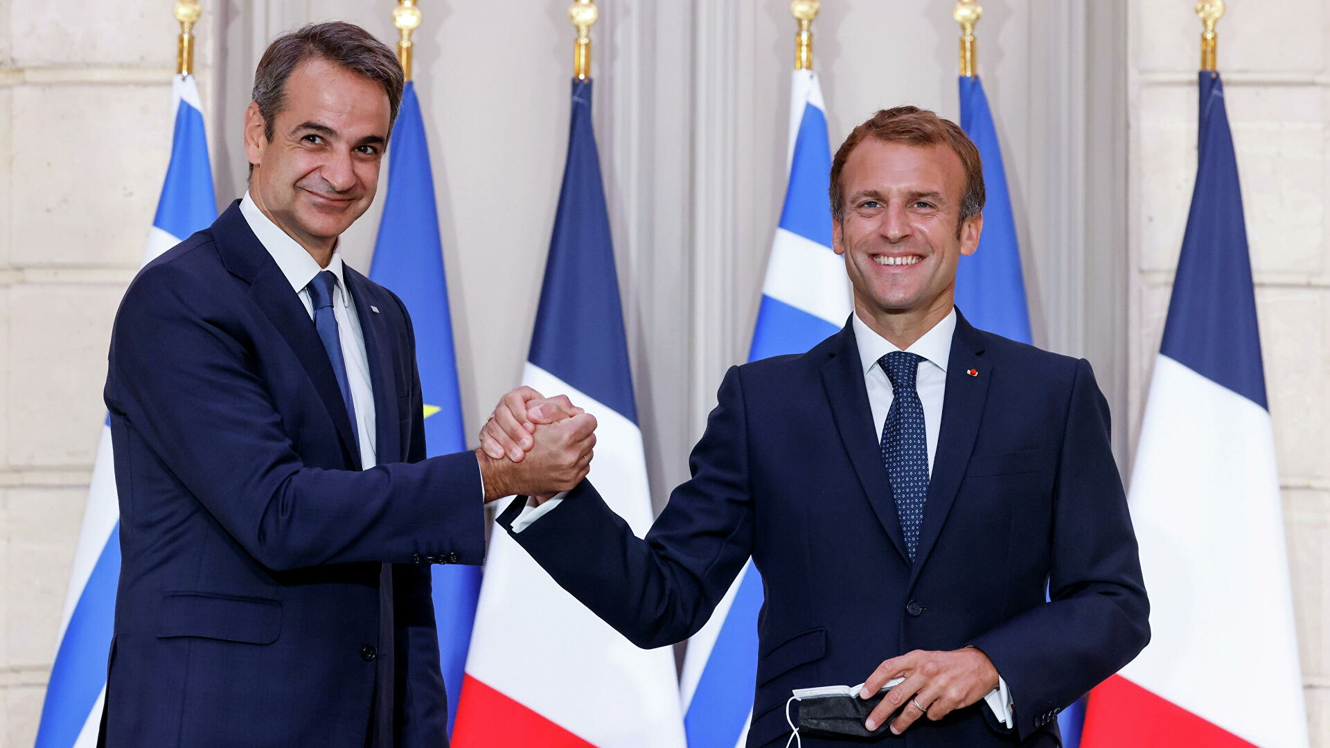 Macron yine saçmaladı…