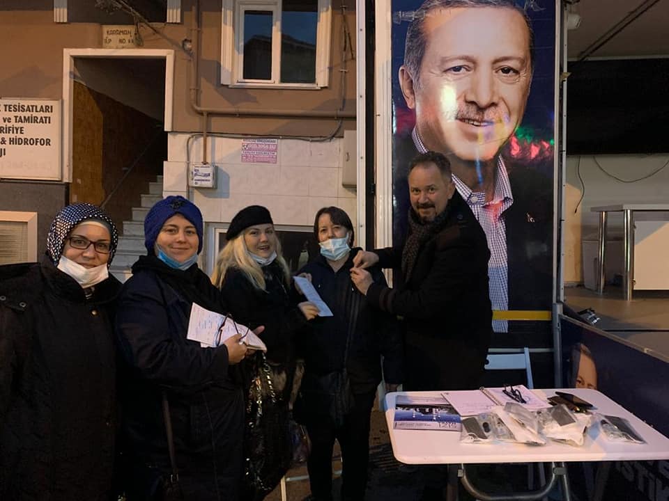 Mestan Özcan; ”Vatandaşın dertleriyle dertlenmek, isteklerine çözüm bulmak, bizim boynumuzun borcu”