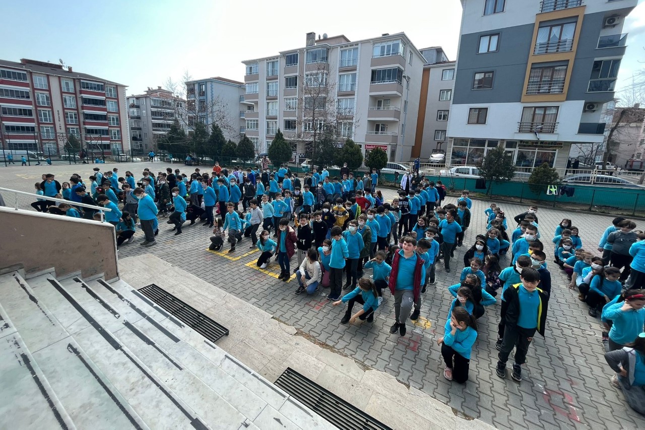 1920 öğrenci 23 Nisan’ı kasap oynayarak kutlayacak…