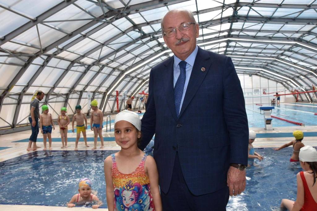 MURATLI YARI OLİMPİK YÜZME HAVUZU SEZON AÇILIŞI GERÇEKLEŞTİ