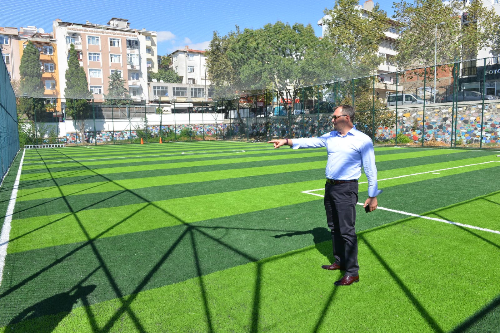 Cüneyt Yüksel, Tekirdağspor Sosyal Tesisleri inşaatında devam eden çalışmaları inceledi.