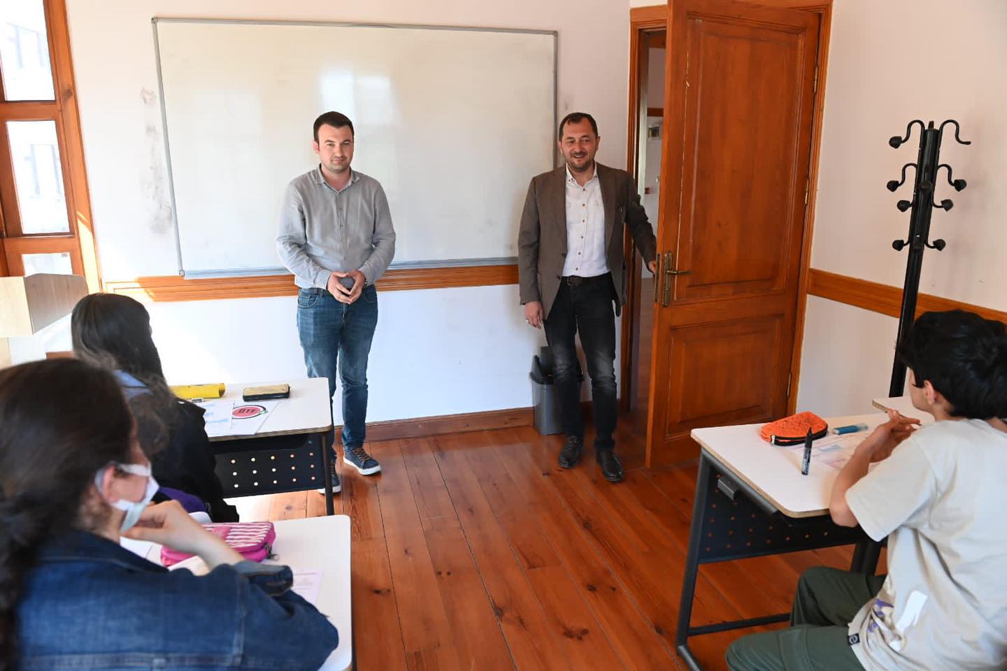 Cüneyt Yüksel Bilgi Evi öğrencileri ile bir araya geldi…