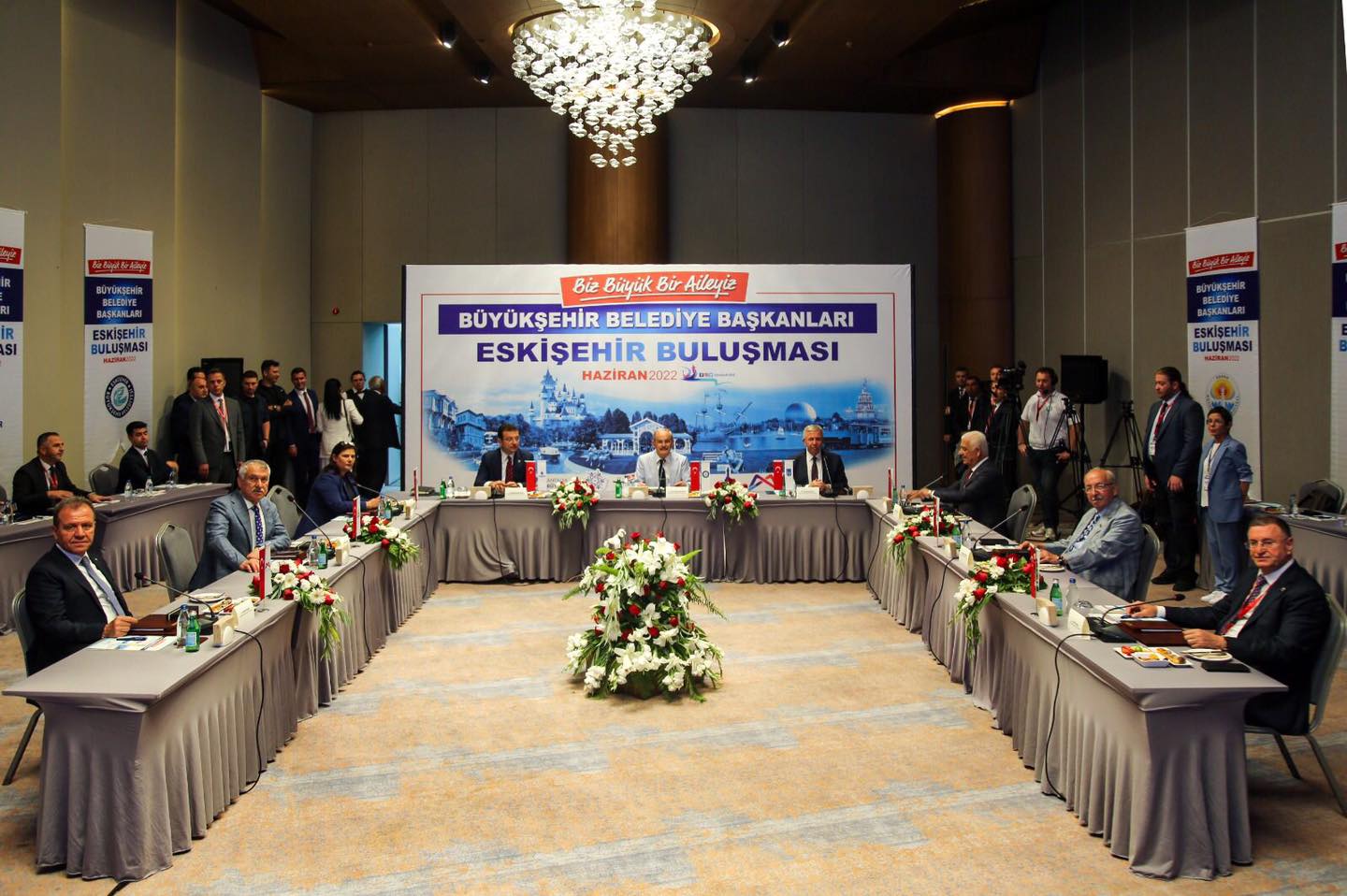 CHP’li Büyükşehir Belediye Başkanları Eskişehir’de buluştular.