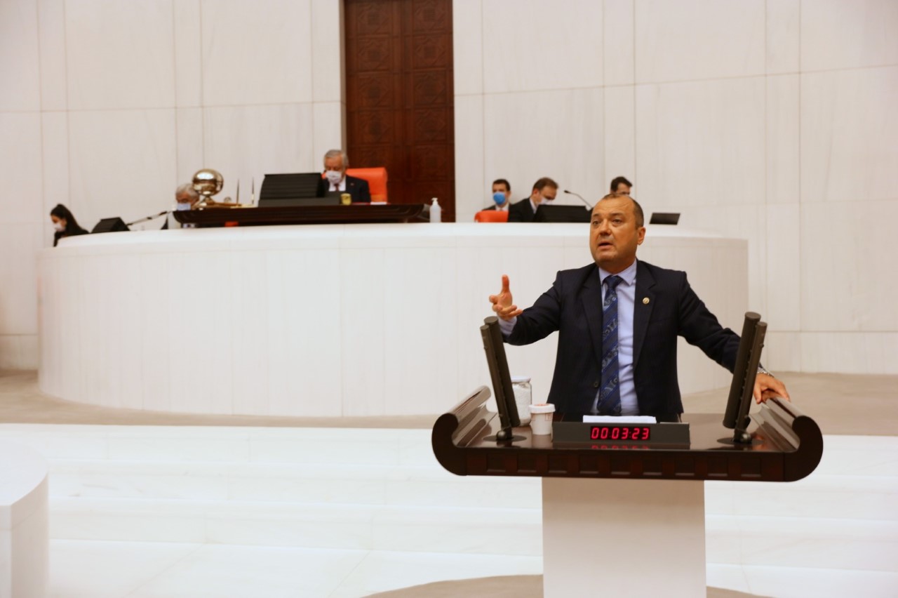 CHP Tekirdağ Vekili Aygun’dan laiklik uyarısı:“BAĞIMSIZ DEĞİLSENİZ DİNİ AİDİYETİNİZİ KORUYAMAZSINIZ!”