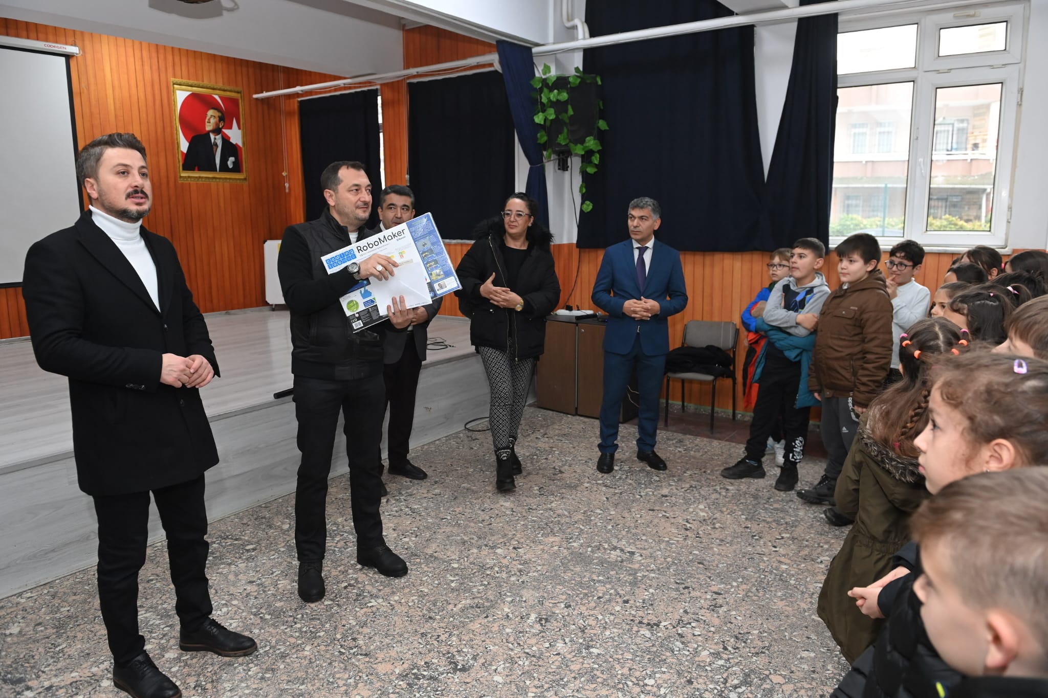 OKULLAR GERİ DÖNÜŞÜMLE KAZANIYOR!