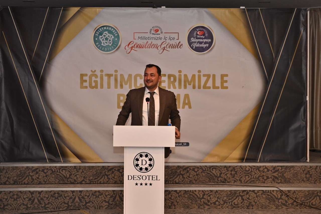 Cüneyt Yüksel eğitimcilerle istişare toplantısında buluştu.